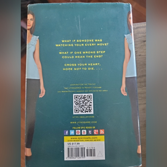 2 of the "lying game" series by Sara Shepard - Picture 2 of 4